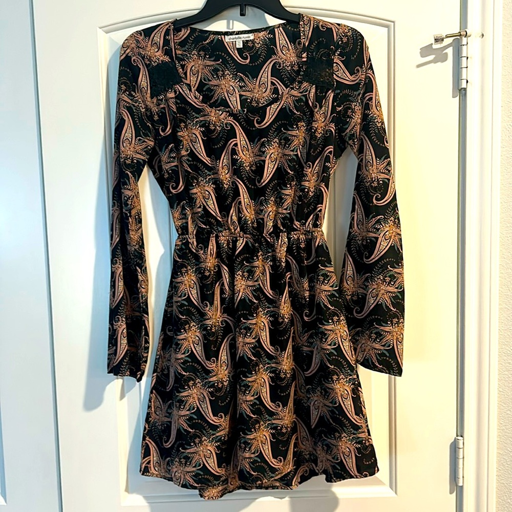 Super cute long sleeve dress!!